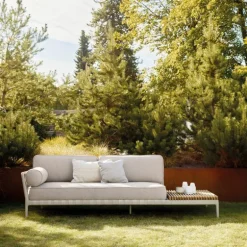 720 Open-Air Outdoor Loungebank