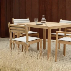 AH902 Outdoor Eettafel