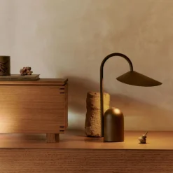 Arum Portable Lamp