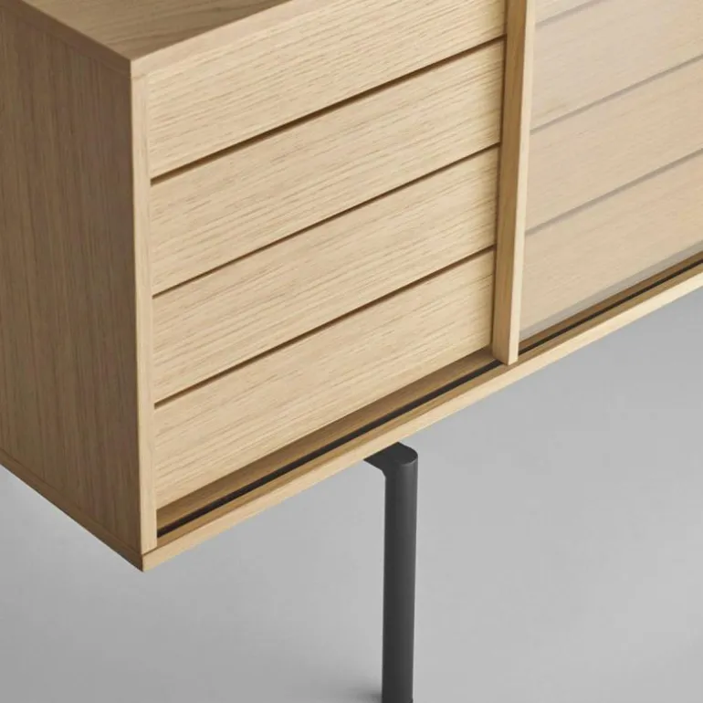 Aura Dressoir