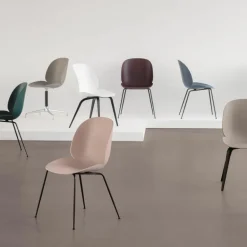 Beetle Stoel Un-upholstered Black Base