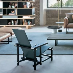 Black Red and Blue Zeilmaker Stoel