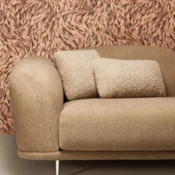 Blushing Sloth Behang Gold