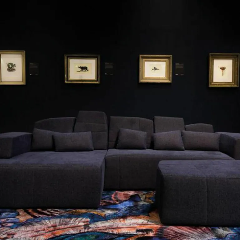 Calligraphy Bird Vloerkleed