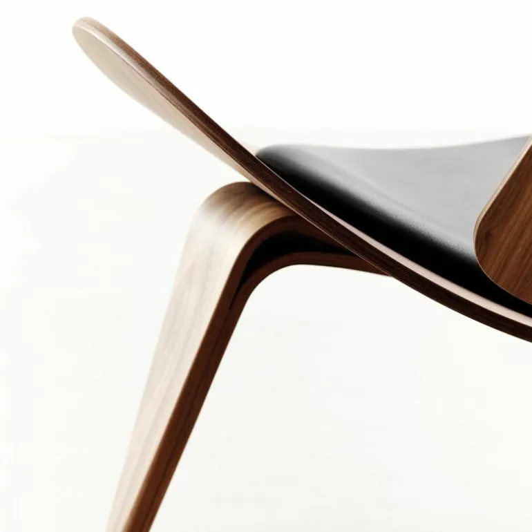 CH07 Shell Chair