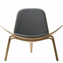 CH07 Shell Chair