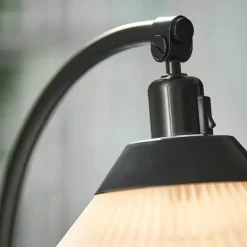 Classic Model 368 Vloerlamp