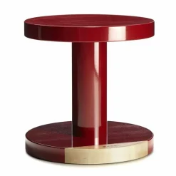 Common Comrades Seamstress Krukje