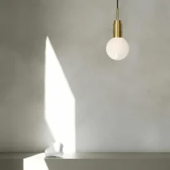 Donya Hanglamp