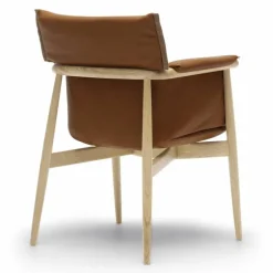 E005 Embrace Chair