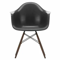 Eames Fiberglass Chair DAW