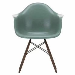 Eames Fiberglass Chair DAW