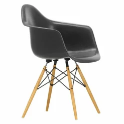 Eames Fiberglass Chair DAW