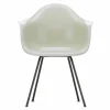 Eames Fiberglass Chair DAX Zwart
