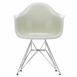 Eames Fiberglass Chair DAR Chroom