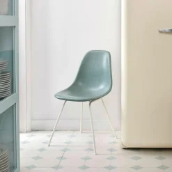 Eames Fiberglass Chair DSX Wit