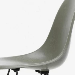 Eames Fiberglass Chair DSR