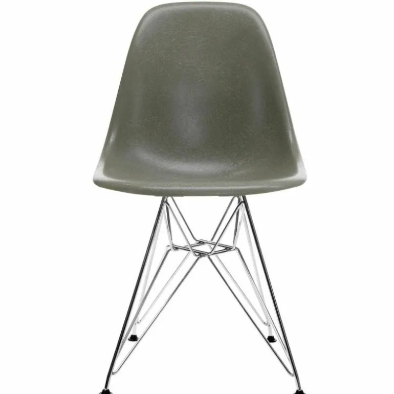 Eames Fiberglass Chair DSR