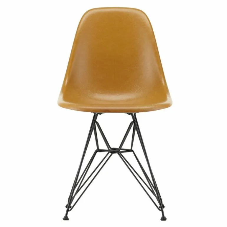 Eames Fiberglass Chair DSR