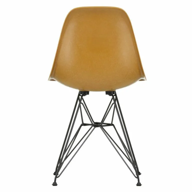Eames Fiberglass Chair DSR