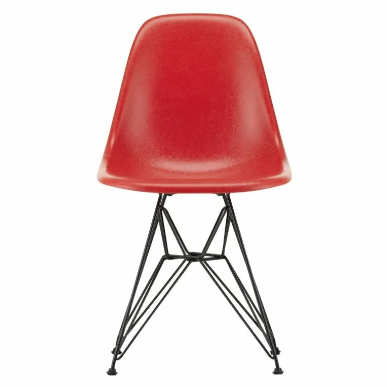 Eames Fiberglass Chair DSR