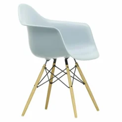Eames Plastic Chair DAW Esdoorn Gelig