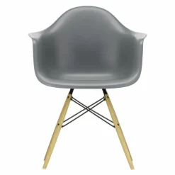 Eames Plastic Chair DAW Esdoorn Gelig