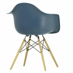 Eames Plastic Chair DAW Esdoorn Gelig