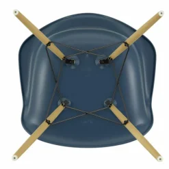 Eames Plastic Chair DAW Esdoorn Gelig