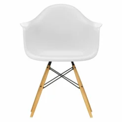 Eames Plastic Chair DAW Esdoorn Gelig