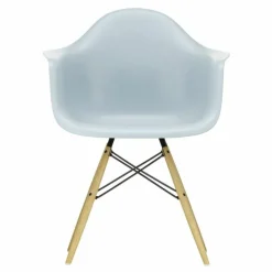 Eames Plastic Chair DAW Esdoorn Gelig