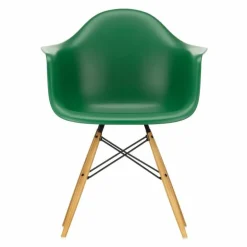 Eames Plastic Chair DAW Esdoorn Gelig