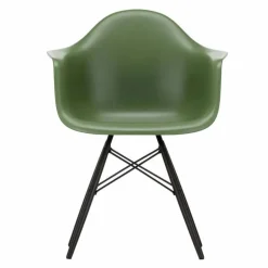 Eames Plastic Chair DAW Esdoorn Zwart
