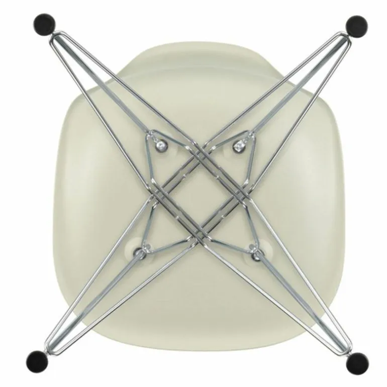 Eames Plastic Chair DSR Chroom