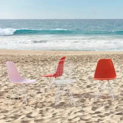 Eames Plastic Chair DSR Wit