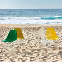 Eames Plastic Chair DSR Wit