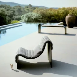 Eclipse Lounge Chair