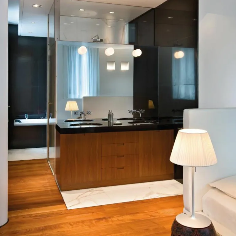 Glo-Ball Mini Wand- en Plafondlamp