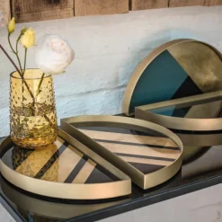 Half-Moon Geometric Dienblad