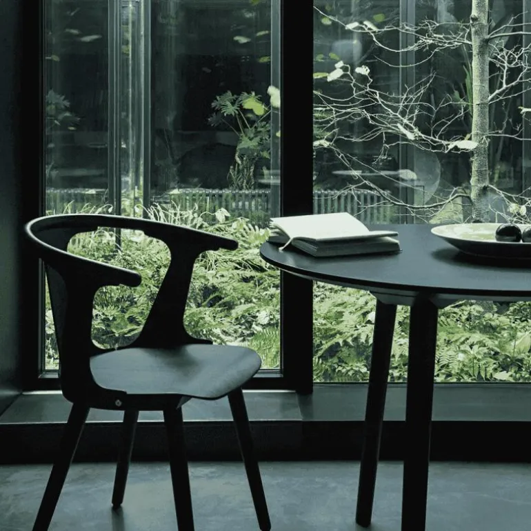 In Between Eettafel Rond