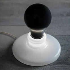 Light Bulb Tafellamp