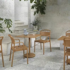 Linear Steel Armstoel