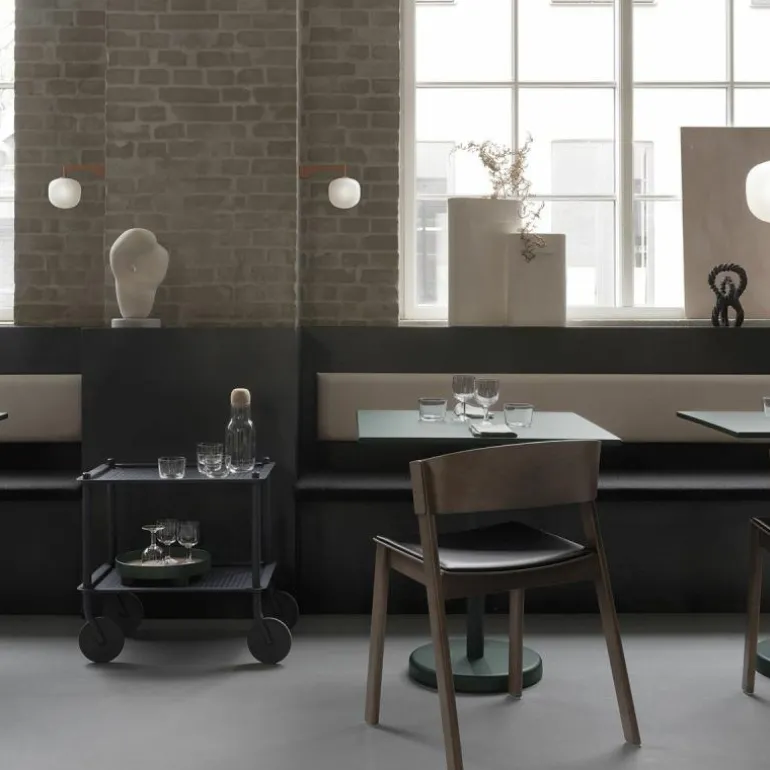 Linear Steel Café Tafel