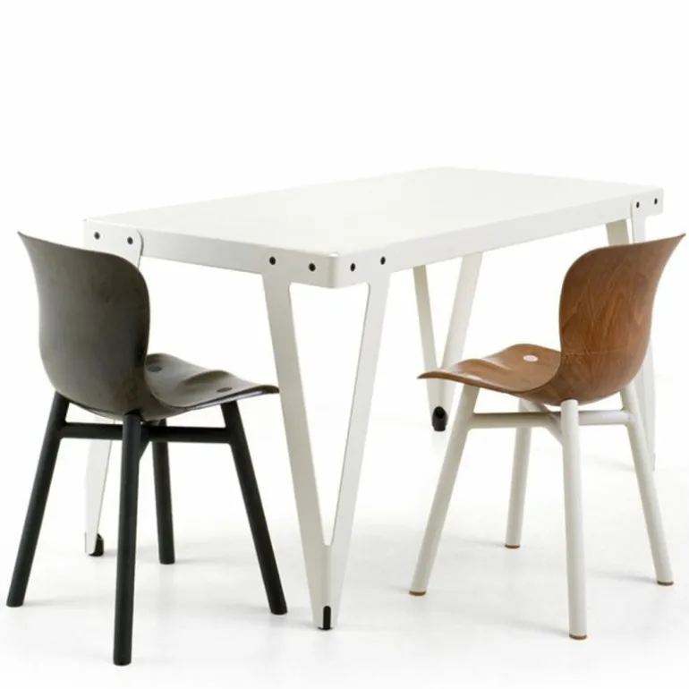 Lloyd Eettafel Indoor