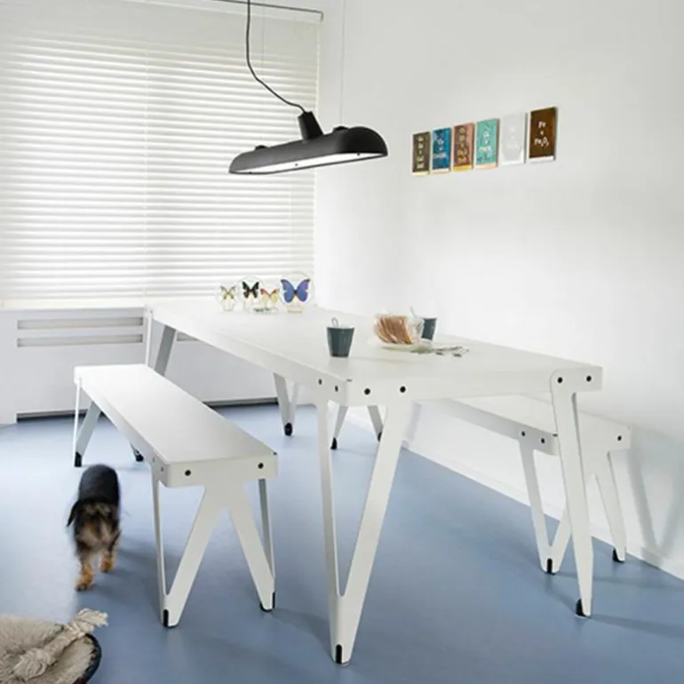 Lloyd Eettafel Indoor