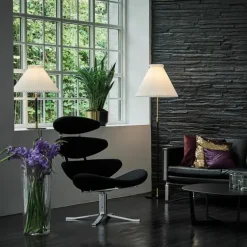 Masterpieces Model 352 Tafellamp