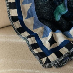 Momento JH46 Throw Deken