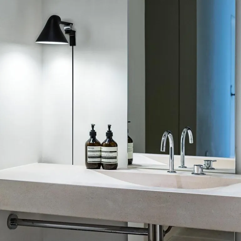 NJP Wandlamp Korte Arm