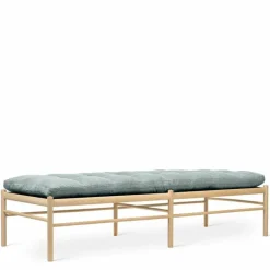 OW150 Daybed
