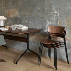 Pavilion AV18 Eettafel